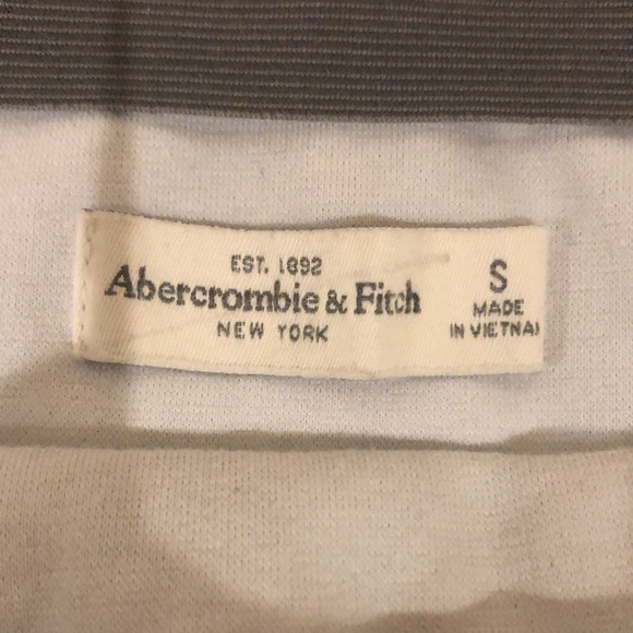 Abercrombie&Fitch pull-on pleat front skirt. Gray. Sz small/xs. CLOSET CLEAN OUT - Picture 5 of 5